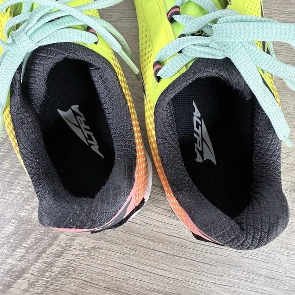 Altra Superior 4 Women's 10 Foot Shape Trail Running Shoes Neon Yellow - Picture 11 of 12